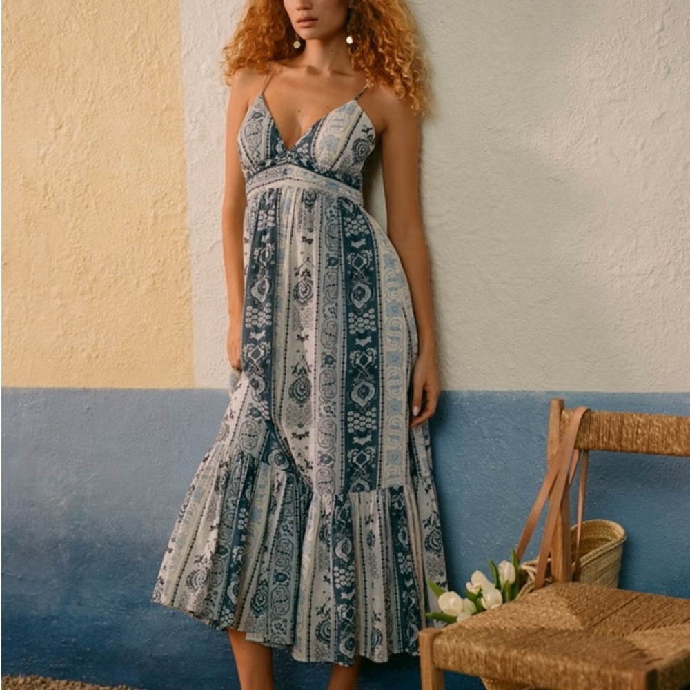 Abercrombie & Fitch Bra-Free Tie-Back Blue and White Maxi Midi Dress w pockets